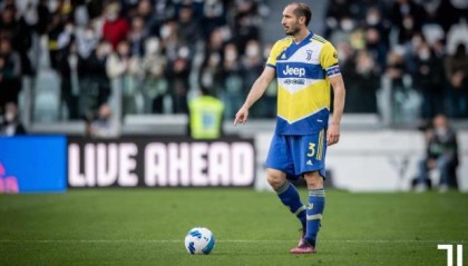 开云体育app下载地址-排兵布阵稳字当头 尤文重回胜利轨道全力争夺冠军